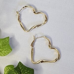 Gold Filled Twisted Heart Hoop Earrings